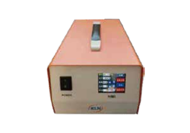 Ultrasonic generator